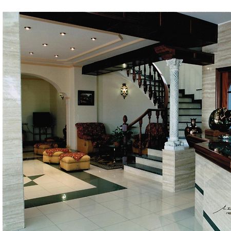 Hotel La Lancha กอร์โดบา ภายนอก รูปภาพ