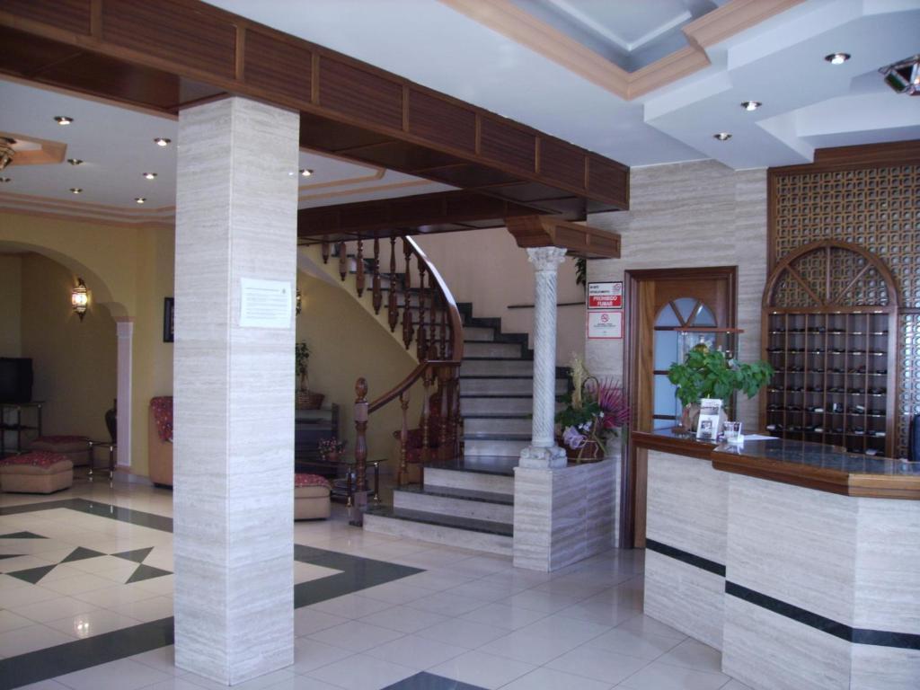 Hotel La Lancha กอร์โดบา ภายนอก รูปภาพ